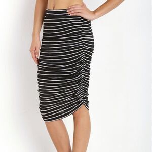 NWT Splendid Navy Blue Ivory Striped Asymmetrical Ruched Stretch Pull On Skirt S